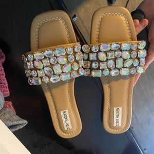Steve madden diamond sandals